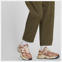 LADIES NEW BALANCE BOYLSTON TWILL TAPERED PANT - KHAKI