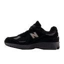 NEW BALANCE 2002R GORE-TEX - BLACK/MAGNET
