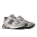 NEW BALANCE 2010 - Black Silver Metallic / Silver